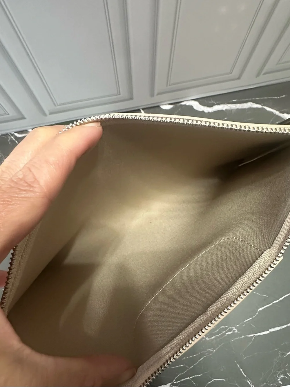 Longchamp Le Pliage City Flat Pouch Leather Blush NWT RARE